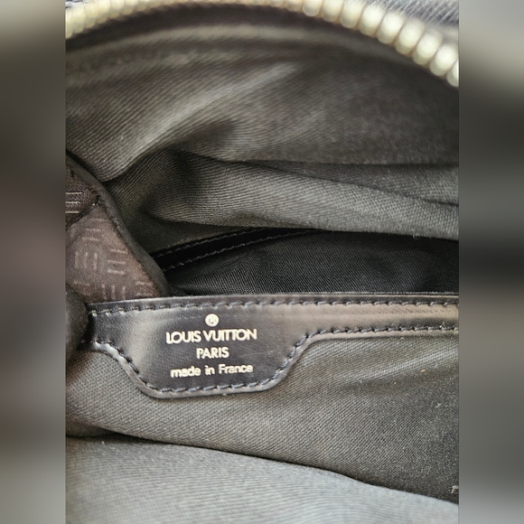 Louis Vuitton messenger bag - Picture 2 of 12